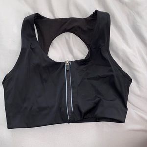 ATHLETA- Zip front sports bra, Small
